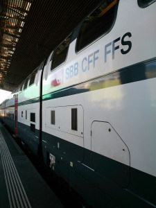 スイス最後の列車はやっぱりIC2000客車でした